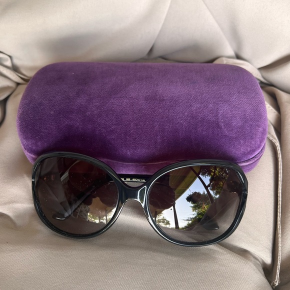GUCCI OVERSIZED SUNGLASSES - Picture 9 of 15